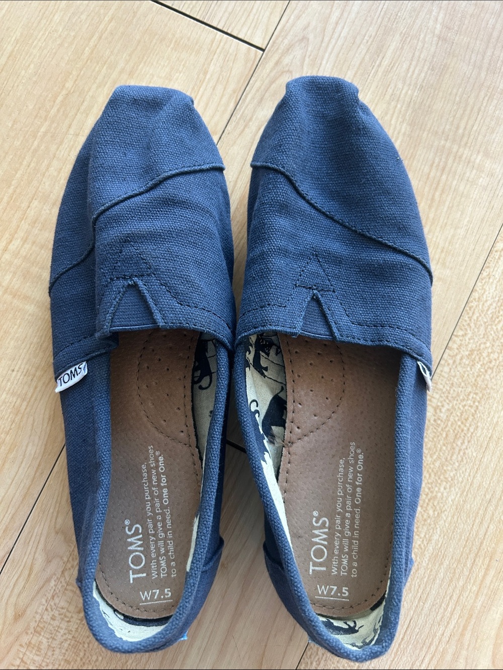 2 pairs of Alpargata Toms in Black & Navy - Picture 6 of 9